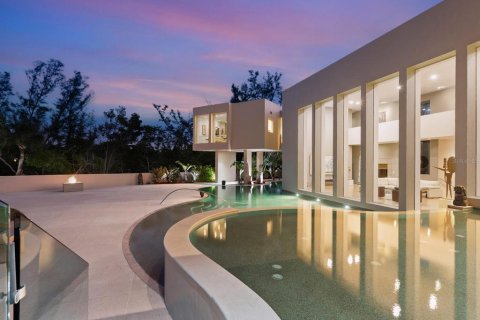 House in Longboat Key, Florida 4 bedrooms, 640.19 sq.m. № 2155211 - photo 4