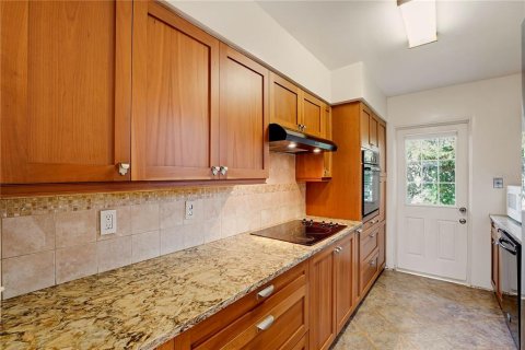 House in Ormond Beach, Florida 2 bedrooms, 124.86 sq.m. № 2425547 - photo 11