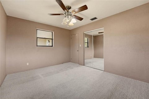 House in Ormond Beach, Florida 2 bedrooms, 124.86 sq.m. № 2425547 - photo 24