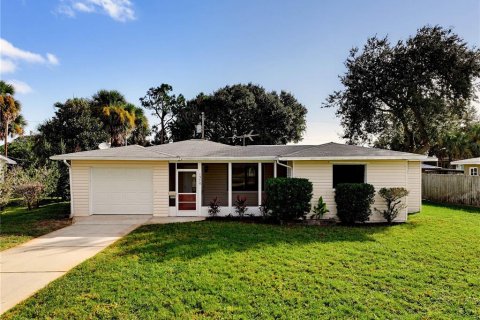 House in Ormond Beach, Florida 2 bedrooms, 124.86 sq.m. № 2425547 - photo 26