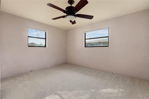 House in Ormond Beach, Florida 2 bedrooms, 124.86 sq.m. № 2425547 - photo 19