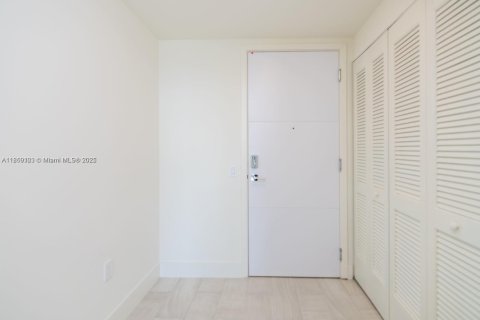 Copropriété à vendre à Sunrise, Floride: 3 chambres, 120.49 m2 № 1927767 - photo 3