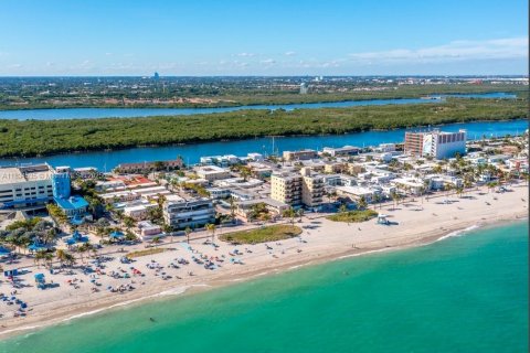 Condo in Hollywood, Florida, 1 bedroom  № 1816392 - photo 14