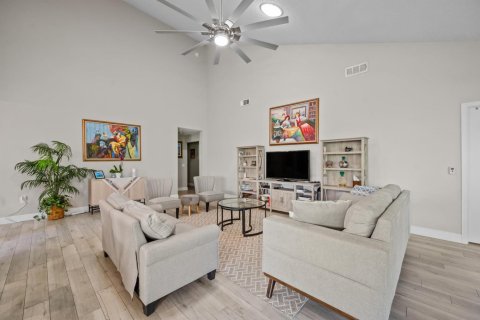 Casa en venta en West Palm Beach, Florida, 3 dormitorios, 180.69 m2 № 2313664 - foto 17