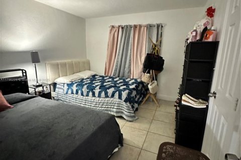 Condo in Miami, Florida, 1 bedroom  № 1711829 - photo 20