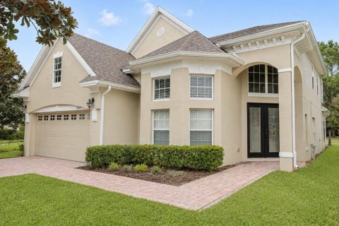 House in Orlando, Florida 4 bedrooms, 260.96 sq.m. № 2424226