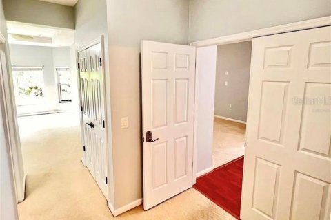 House in Orlando, Florida 4 bedrooms, 260.96 sq.m. № 2424226 - photo 12