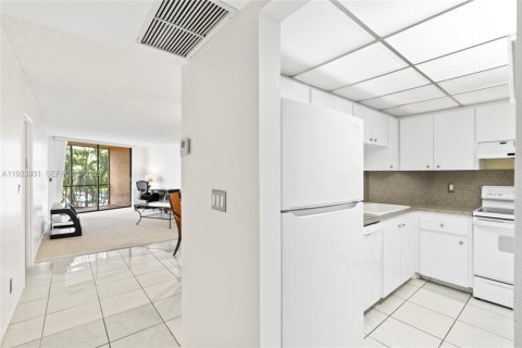 Купить кондоминиум в Холливуд, Флорида 1 спальня, 83.15м2, № 1982335 - фото 9