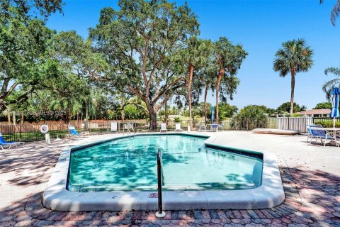 Купить кондоминиум в Холливуд, Флорида 1 спальня, 83.15м2, № 1982335 - фото 24