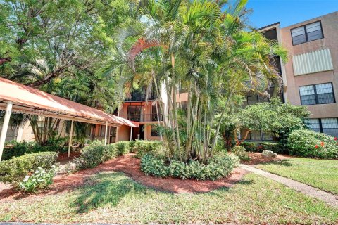 Купить кондоминиум в Холливуд, Флорида 1 спальня, 83.15м2, № 1982335 - фото 22