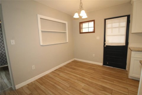 Villa ou maison à louer à Sanford, Floride: 3 chambres, 127.46 m2 № 2149835 - photo 3
