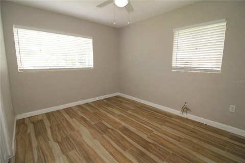 Villa ou maison à louer à Sanford, Floride: 3 chambres, 127.46 m2 № 2149835 - photo 11