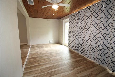 Villa ou maison à louer à Sanford, Floride: 3 chambres, 127.46 m2 № 2149835 - photo 12