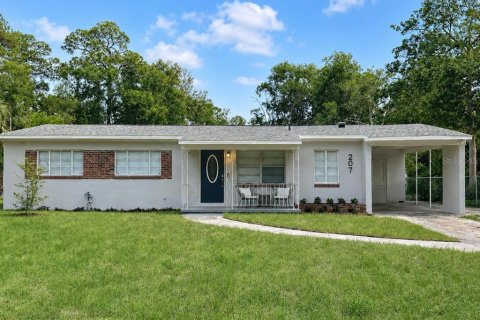 Villa ou maison à Sanford, Floride 3 chambres, 127.46 m2 № 2149835