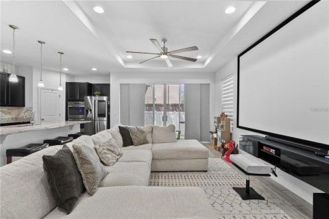 Townhouse in Longwood, Florida 4 bedrooms, 213.12 sq.m. № 2130855 - photo 6