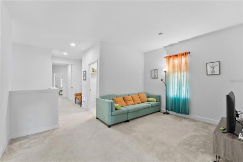 Townhouse in Longwood, Florida 4 bedrooms, 213.12 sq.m. № 2130855 - photo 16