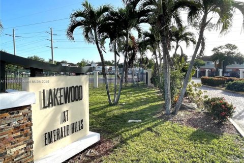 Condominio en alquiler en Hollywood, Florida, 2 dormitorios, 78.97 m2 № 1924187 - foto 26