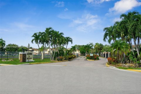 Condominio en alquiler en Hollywood, Florida, 2 dormitorios, 78.97 m2 № 1924187 - foto 25