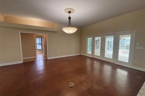 House in Crystal River, Florida 3 bedrooms, 214.88 sq.m. № 1835702 - photo 14