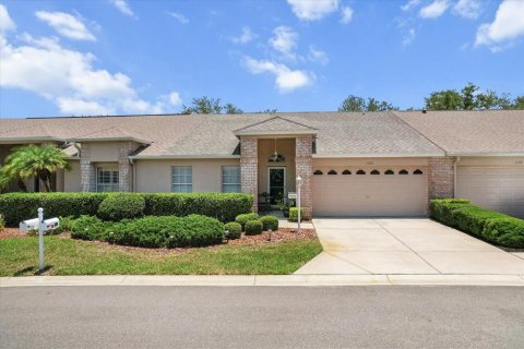 Casa en venta en Trinity, Florida, 2 dormitorios, 136.1 m2 № 1767928 - foto 1