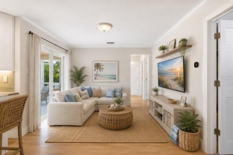 House in Sarasota, Florida 4 bedrooms, 172.71 sq.m. № 2101641 - photo 15