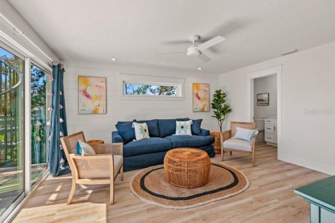 Casa en venta en Sarasota, Florida, 8 dormitorios, 394.37 m2 № 2114562 - foto 14