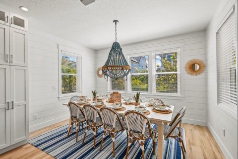 Casa en venta en Sarasota, Florida, 8 dormitorios, 394.37 m2 № 2114562 - foto 13