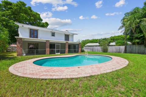 Casa en venta en Fort Lauderdale, Florida, 4 dormitorios, 208.1 m2 № 2338284 - foto 21