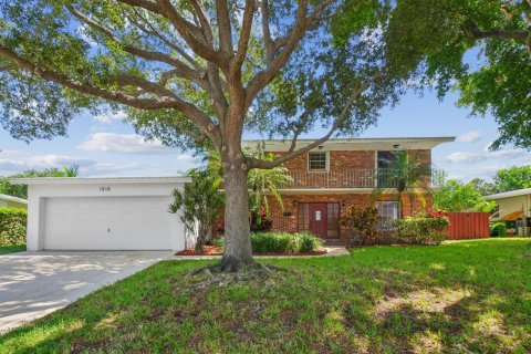 Villa ou maison à Fort Lauderdale, Floride 4 chambres, 208.1 m2 № 2338284