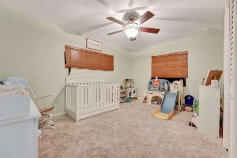 House in Plantation, Florida 4 bedrooms, 209.4 sq.m. № 1231295 - photo 1