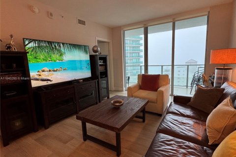 Copropriété à louer à Miami, Floride: 1 chambre, 65.12 m2 № 1830381 - photo 2