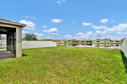 Купить виллу или дом в Ривервью, Флорида 13 комнат, 244.98м2, № 1840377 - фото 14
