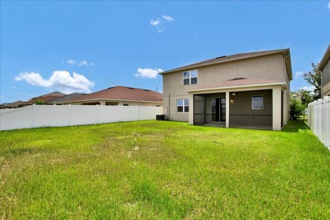 Купить виллу или дом в Ривервью, Флорида 13 комнат, 244.98м2, № 1840377 - фото 13