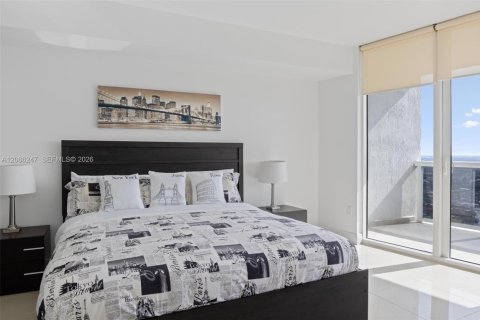 Condominio en alquiler en Hallandale Beach, Florida, 2 dormitorios, 100.89 m2 № 2355195 - foto 18