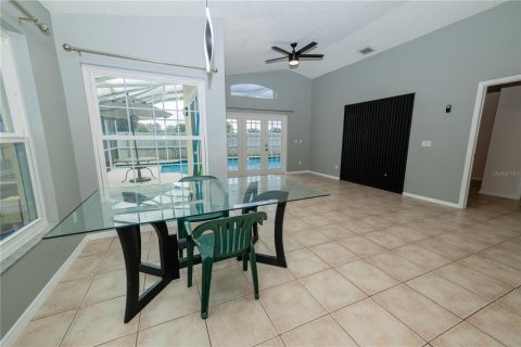 Villa ou maison à vendre à Kissimmee, Floride: 3 chambres, 129.32 m2 № 2284944 - photo 11