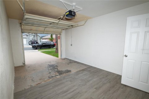 Villa ou maison à vendre à Kissimmee, Floride: 3 chambres, 129.32 m2 № 2284944 - photo 17