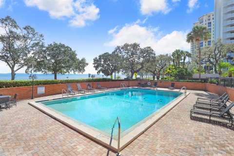 Condo in Tampa, Florida, 2 bedrooms  № 1642245 - photo 18