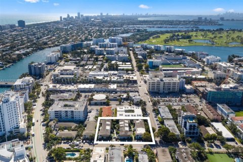 Commercial property in Bay Harbor Islands, Florida № 1460005 - photo 3