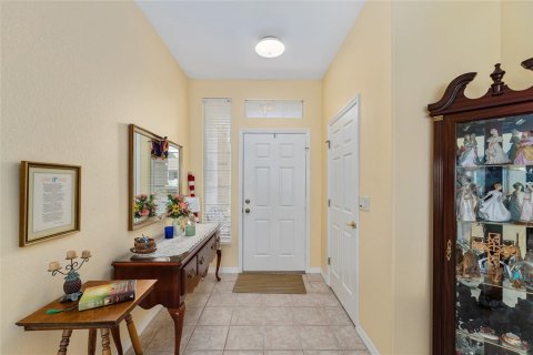 House in Summerfield, Florida 2 bedrooms, 183.85 sq.m. № 1774780 - photo 6