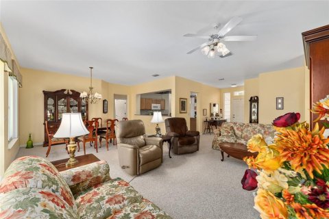 House in Summerfield, Florida 2 bedrooms, 183.85 sq.m. № 1774780 - photo 10
