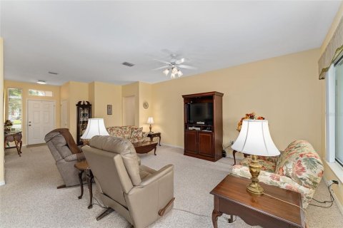 House in Summerfield, Florida 2 bedrooms, 183.85 sq.m. № 1774780 - photo 9