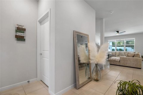 Casa en venta en Apopka, Florida, 4 dormitorios, 264.49 m2 № 1565037 - foto 13