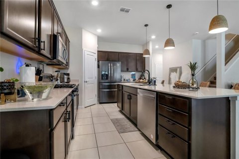 Casa en venta en Apopka, Florida, 4 dormitorios, 264.49 m2 № 1565037 - foto 18