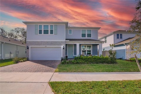 Casa en venta en Apopka, Florida, 4 dormitorios, 264.49 m2 № 1565037 - foto 1