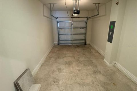 Снять в аренду таунхаус в Киссимми, Флорида 1 комната, 157.84м2, № 1544373 - фото 9