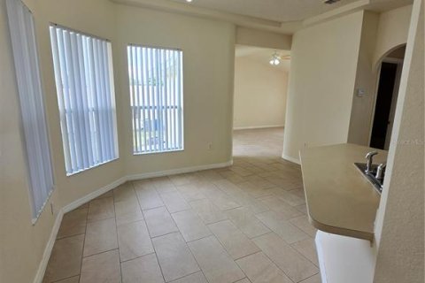 Villa ou maison à louer à Spring Hill, Floride: 3 chambres, 148.64 m2 № 2386595 - photo 13