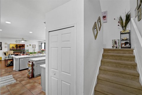 Casa en venta en Tavares, Florida, 4 dormitorios, 222.87 m2 № 1898677 - foto 20