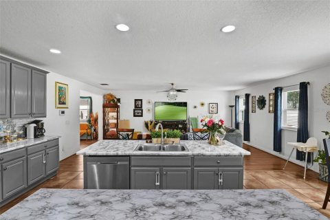 Casa en venta en Tavares, Florida, 4 dormitorios, 222.87 m2 № 1898677 - foto 19