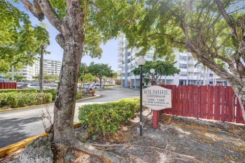 Condominio en venta en Miami, Florida, 2 dormitorios, 113.53 m2 № 1999662 - foto 7