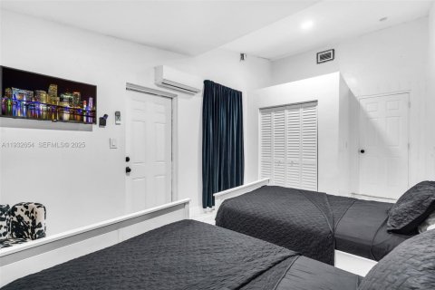 Снять в аренду виллу или дом в Майами, Флорида 4 спальни, 171.59м2, № 1991577 - фото 25